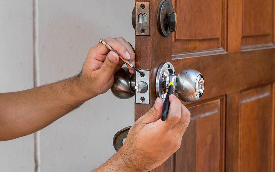 serrurier ouverture de porte service Paris 19
