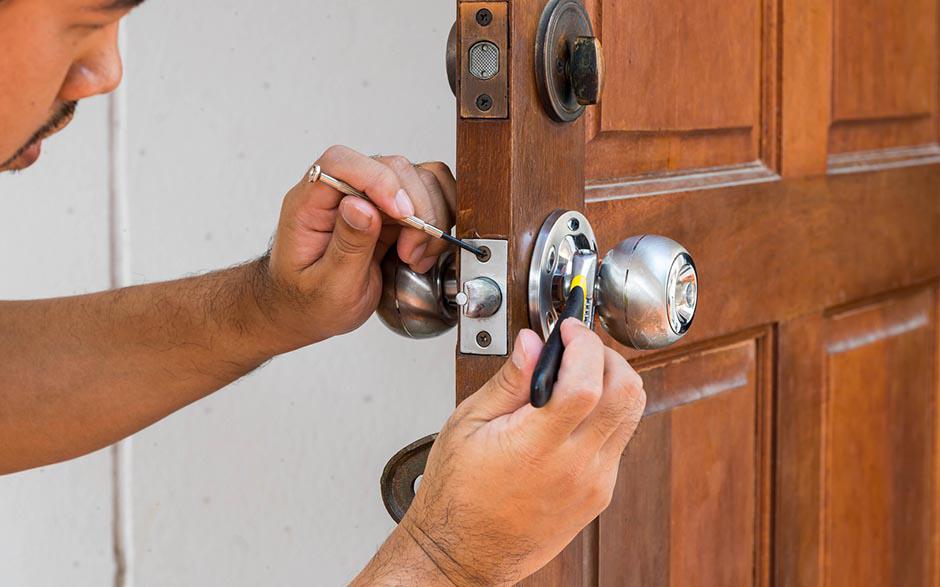 haut professionnalisme serrurier prix changement serrure Épinay-sur-Seine